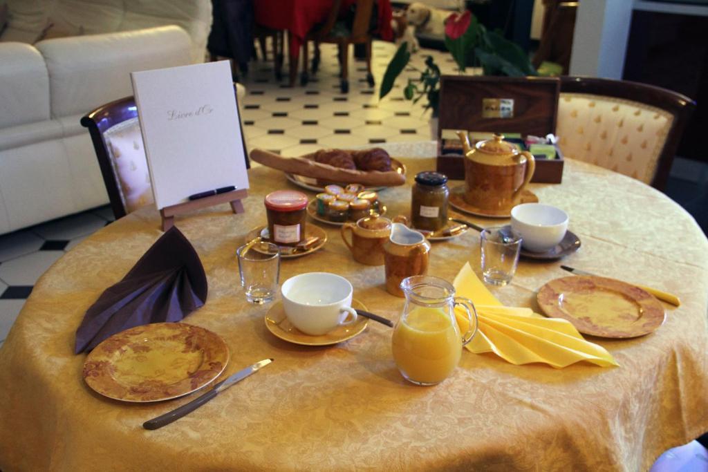 Bed and Breakfast L'Orangerie Bellerive-sur-Allier Exterior foto